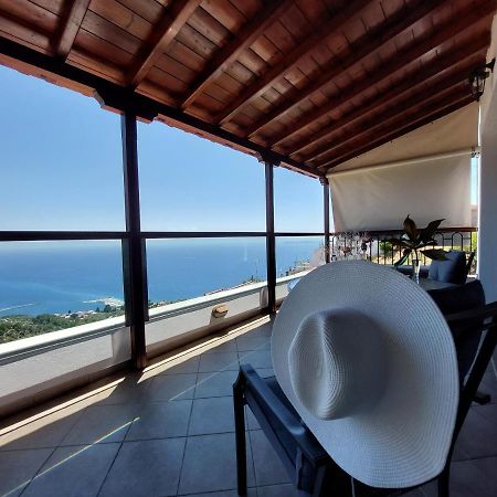 Horizon Studios With Sea View - Free Parking 格洛萨 外观 照片